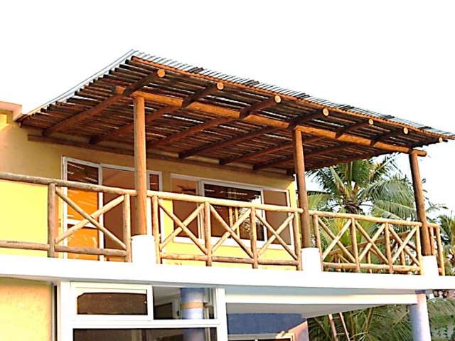 Hermosa casa de madera jardin