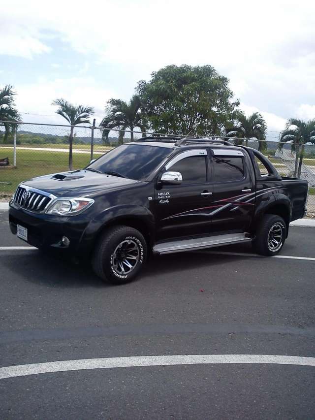 toyota hilux 2013 de venta en guatemala #2