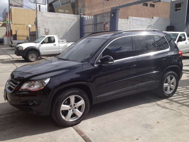 2010 Volkswagen Tiguan 2.0 Tsi Trendline Volkswagen tiguan 2.0 tsi 2010 de agencia en Guatemala - Autos | 24253