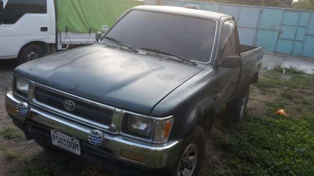 ▷ Vendo pick-up 4x4 xd modelo 94 2400 cc toyota en Ciudad de Guatemala -  Otros vehículos | 138698