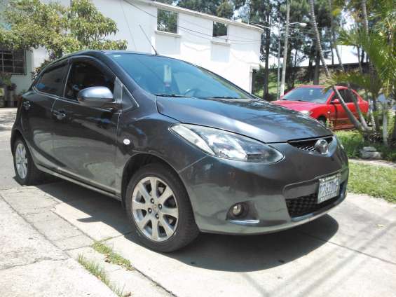 Mazda 2 2009